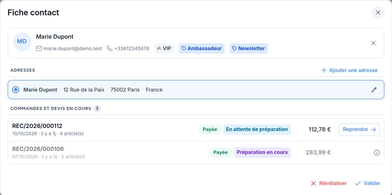 Fiche contact : client sélectionné, adresse et commandes en attente